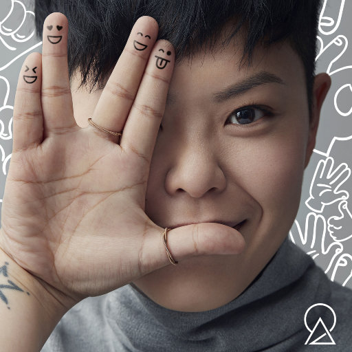 小伙子和老妇videos
